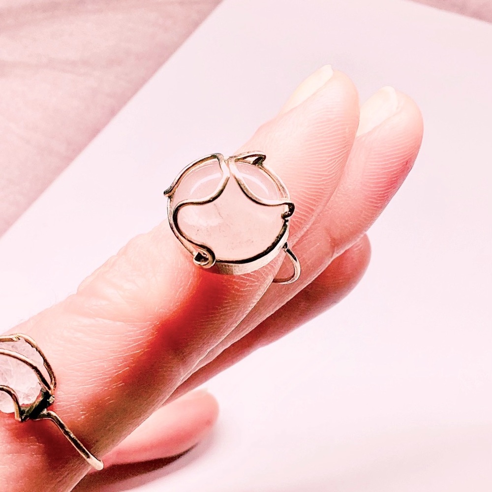 ROSE QUARTZ SPHERE RING